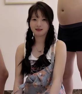 扣扣传媒演员《琳琳》超持久私拍完整版