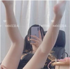 twitter网红少女《小袍子》极品金手指