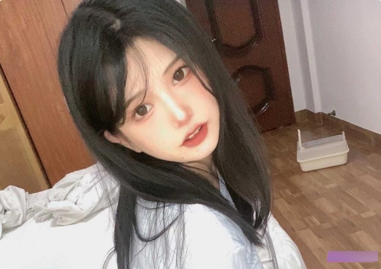 高颜倦倦喵某推COSER@TiTi私拍合集