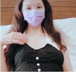 推特尤物《sexyxwife_nina+》户外露出