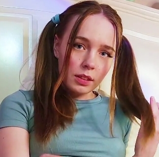 欧美可爱童颜妹子《Aqua+Ri》视频合集