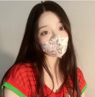 新人青春抚媚美少女《御梦子》世界杯