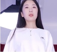 健身俱乐部的跳舞走秀视频