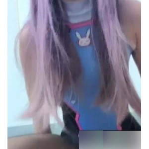 蜜桃女神的换装作品