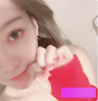 网红美女资源4V90M，百里挑一的可遇不可求的七彩女神