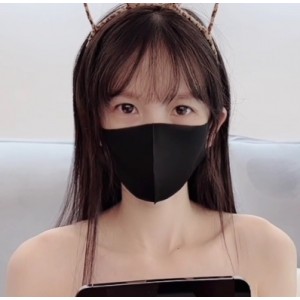 粉色情人COSPLAY性感野猫舔食美味棒子