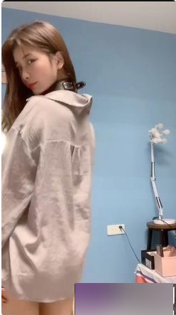 猫小猫的热舞表演：百度顽皮活动