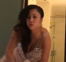 美少妇在西域伊犁露脸，身材完美，胸前软肉大，1V+591M