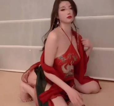 杨晨晨的有尺度空档照片