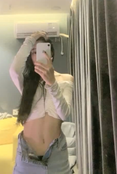 小妲己野尤收费房1v604m视频合集，永久链接，兄弟求价格诱惑