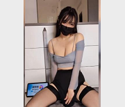 小水水卧室浴室自拍CB大规模P水时长9分钟