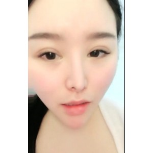 粉嫩诱惑的丰满身材运动特写