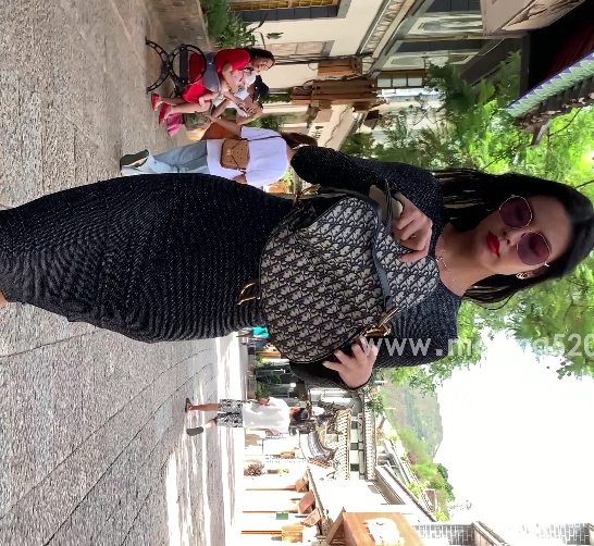 高跟连衣裙美女视频2V6.94G百度云