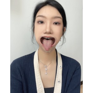 漂亮美女口腔呕吐反差婊舌头诱惑喉咙恋物癖视频10v+1.9GB百度盘