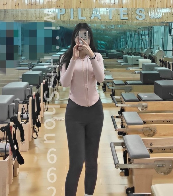 双马尾福利姬鹤酱71v19.4g