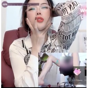 stripchat站主播kaixin-baby，8v+10g视频百度盘