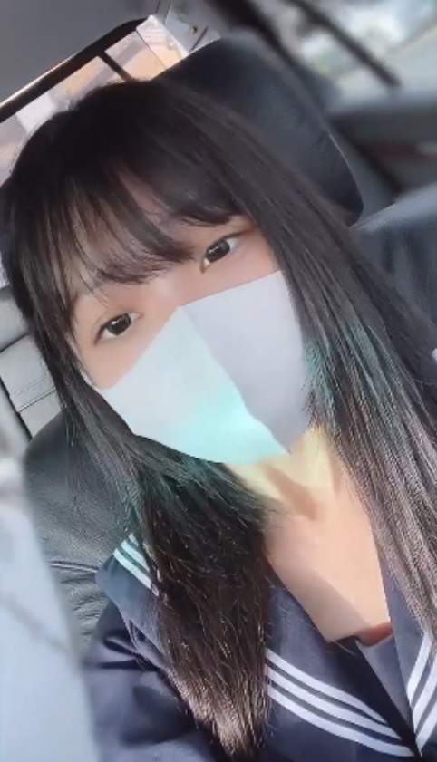 FC2学生服装白袜可爱妹子手口足啪步兵图1v+2.1Gbt种子捧场回复