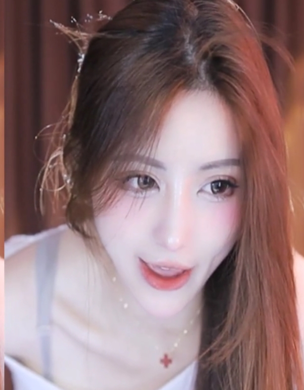 虎牙女主播苏樱热舞集合5V+646M百度盘下载