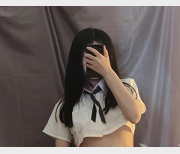 宫雪双洞风油精虐阴合集：13个视频3.86GB，抖M作品