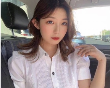 奴狗：奴狗服装辉夜姬：辉夜姬化妆品团建：团建活动怼脸上：怼脸上美容仪器咬教育：咬教育儿童玩具