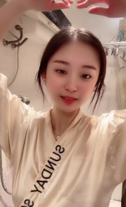 快手男王：定制抖馒头热舞，33v1.49g，收藏41，百度+115