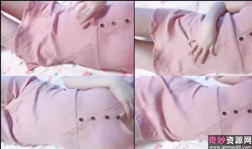 粉色恶犬图案毛衣