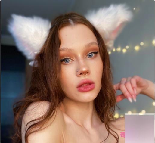 推野性模特SofiaSimens极限才艺展示