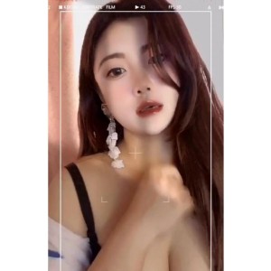 虎牙美女主播金鑫蔓笙精彩视频合集，21个视频总大小1.98G