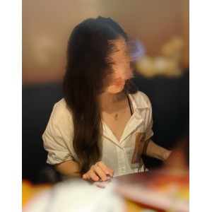 迷人小嫂的神秘弹收藏：惊人视频展示