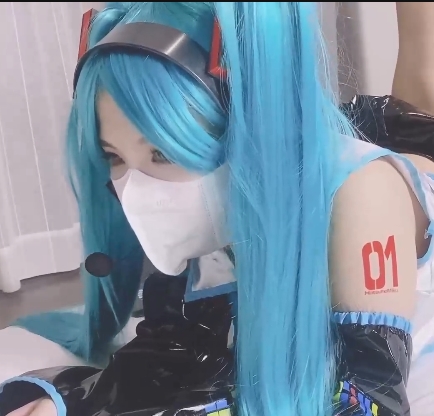 小敏儿校花1V+545M百度盘搬运初音未来活力性感撩人表演