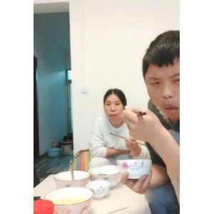 成都亲子大姨乱来：20小时高清视频合集，打粑粑释放自我