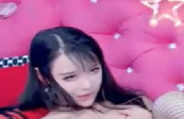 恋夜妮子：视频收藏达115条，精彩内容不容错过