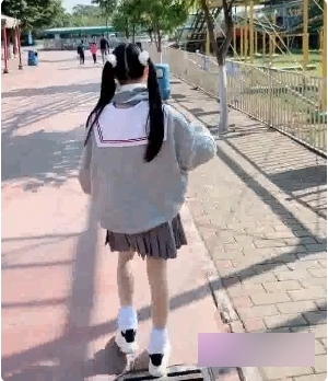 火爆抖音！网红江妹子可爱作品合集，让我们一起走进她的世界！