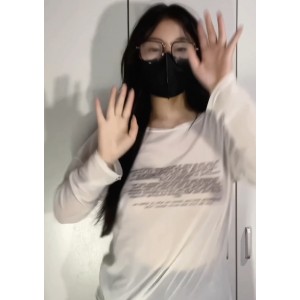 无刺榴莲热舞福利姬变装合集：10个视频1.15G，永久有效链接