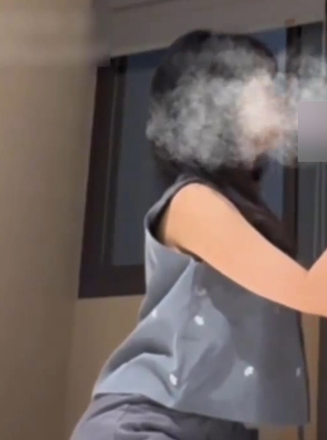 视频收藏大神jamal060913推荐：17v59.2g巨量视频，百度、ED2K热门去重整理