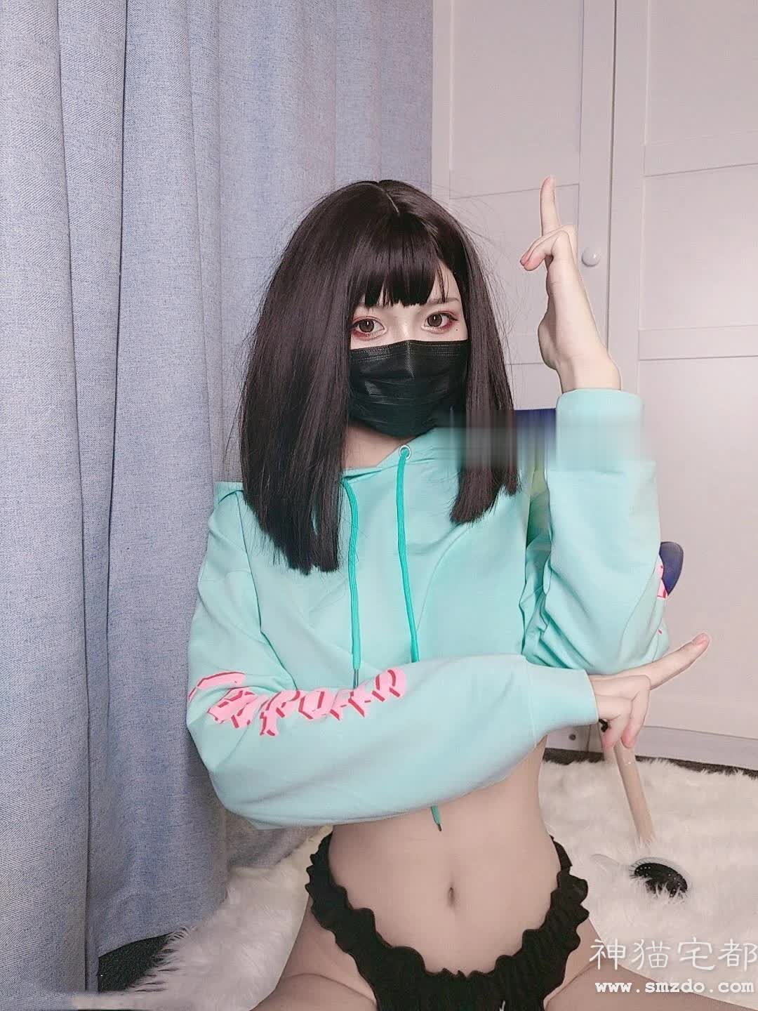 白袜袜格罗吖：车头灯视频集锦，Papa视频18.3G大片曝光