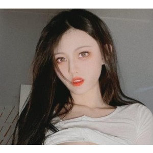 狐狸小妖LUCKYYCXYHLXY：推高颜值粉嫩身材大揭秘