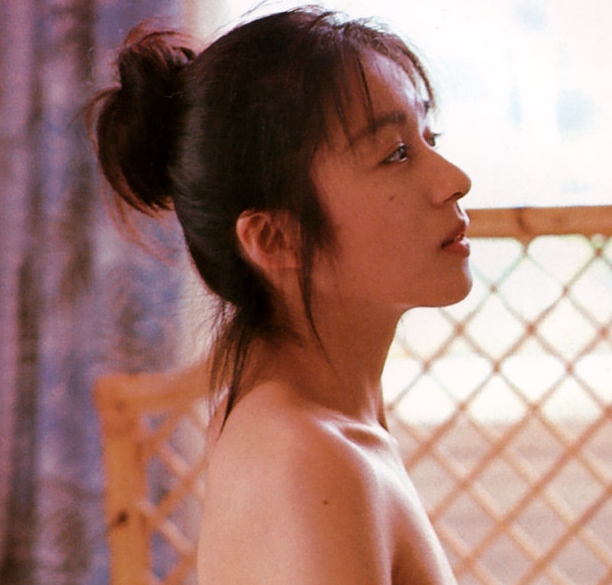 欢迎下载：青山知可子电影作品集，13部作品，50G视频照片，百度盘资源整理，分卷压缩包，赏析精彩表演