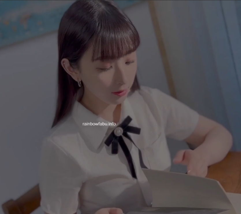 黛娜：优质妩媚清纯黑色蕾丝性感内衣诱惑117P1V618MB