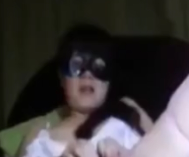 《胡言乱语骚熟女全集3.34G，共25个视频，远古资源，求分享》