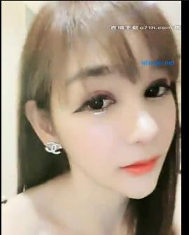 泰国T花系列自拍大合集[28V-18.9G]：坏坏C小姐姐多人游直播，质量好，精彩不容错过！