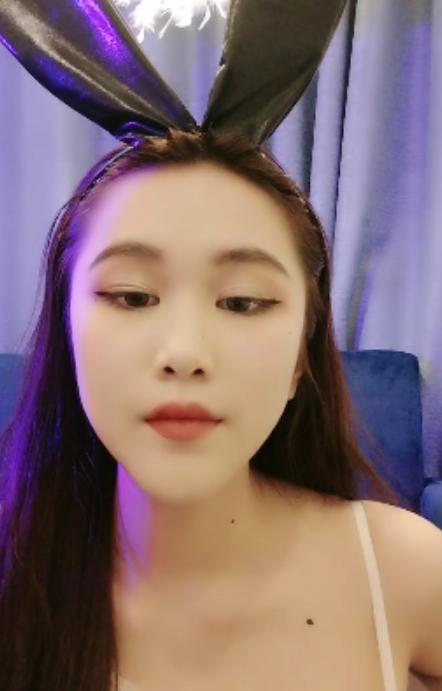 新人女神韩幼猫视频曝光！11分钟26.9兆，百度ED2K疯传