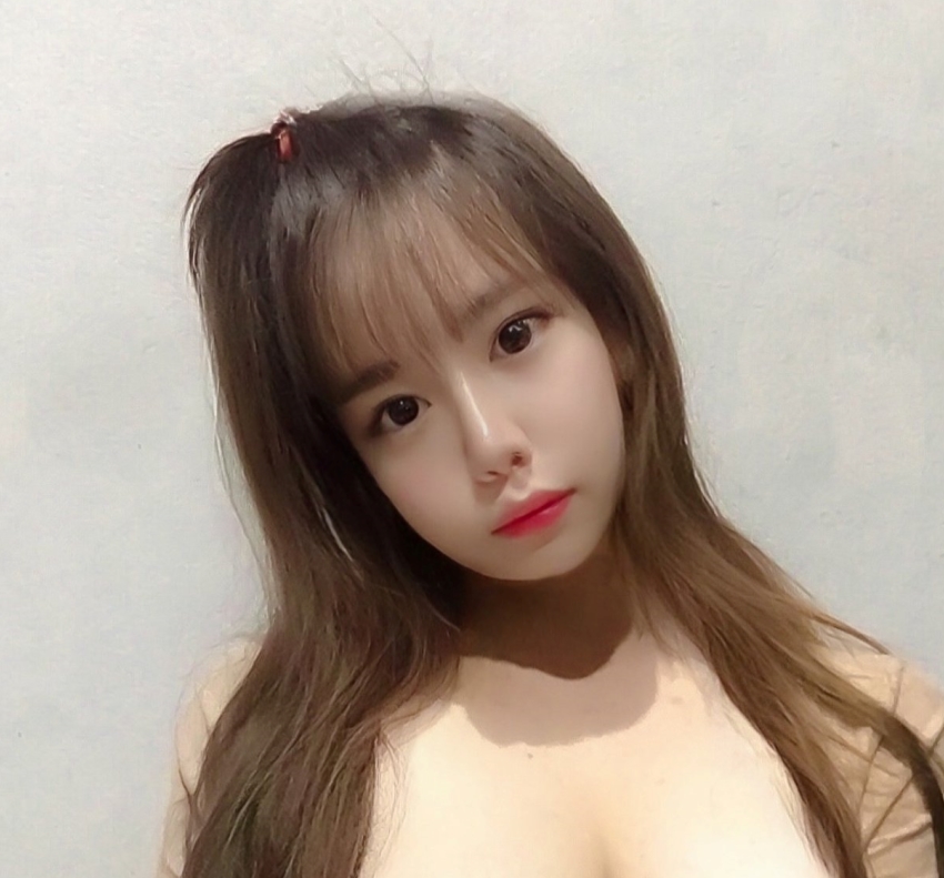 反差萌妹直播秀：玉紫酱、yui、甜甜起司桃，猫七小，兔酱护士，五款不同风格，五种视听享受！