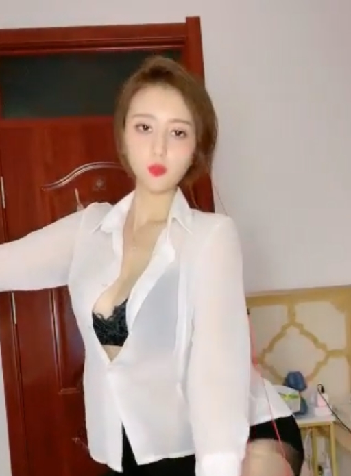 独特魅力！青岛瑶瑶御姐风格抖馒头热舞精剪视频2.05GB，1时18分17秒