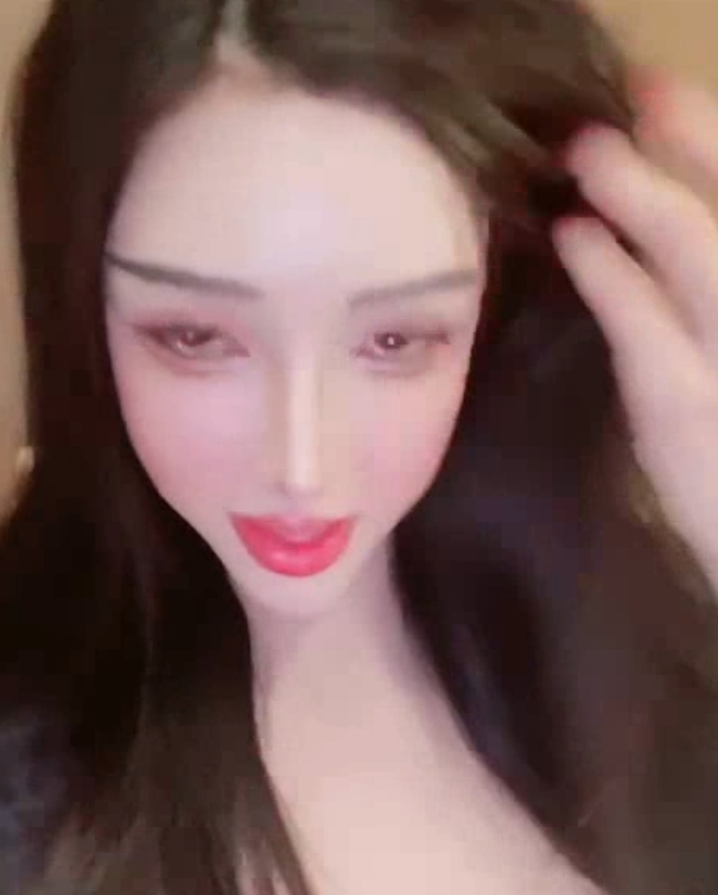 馒头美女顾灵曦尺度甄选高清720P视频合集土豪互动服装丝袜诱惑