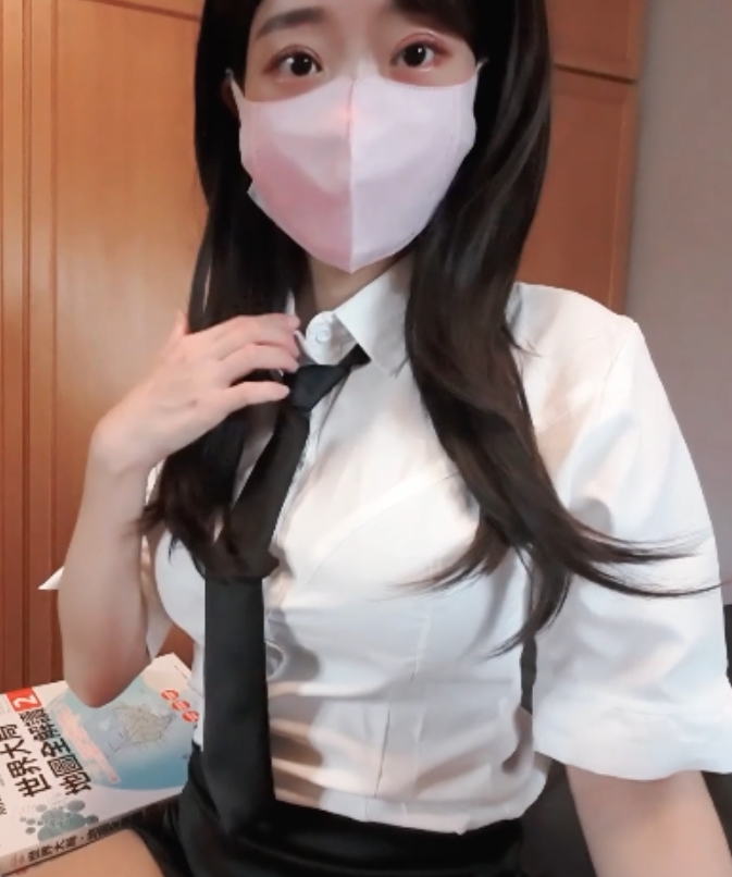 Ellie瑜伽教练：激励学生，121个视频，23.8GB