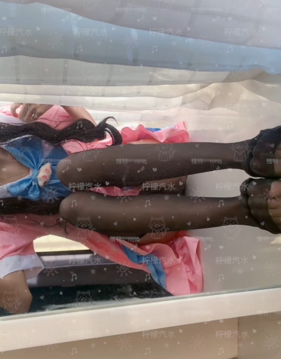 柠檬汽水私人定制热舞合集23v7.1g：神秘新宅男女神的舞蹈魅力