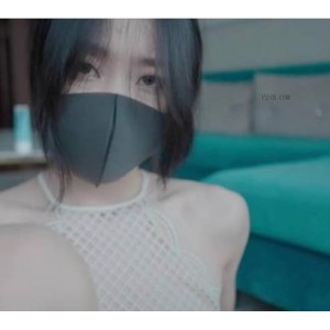 小琳&小碎花：人气姐姐玩偶新作，多样视频尽显优雅魅力
