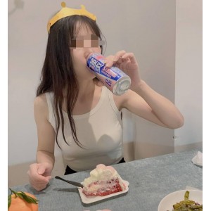被细腻地描绘出来，让人感受到了爱与温暖的力量。这部剧情不仅让人感动，还让人回味无穷，成为了许多人心中的珍贵收藏。