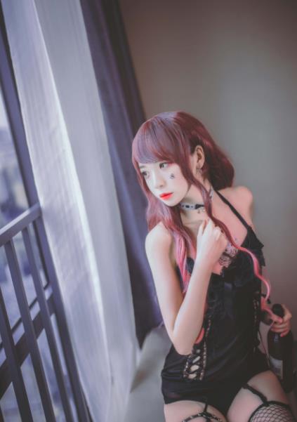 疯猫ss超人气COSER作品合集1.22GB高清视频美腿魅力尽显！